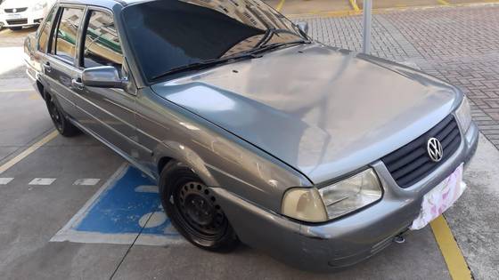 VOLKSWAGEN SANTANA 2.0 MI 8V GASOLINA 4P MANUAL